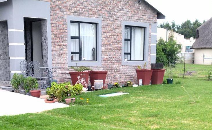 3 Bedroom Property for Sale in Albertinia Western Cape